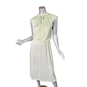 Vintage 70’s 80’s Light Green Dress Tie Neck Elastic Waist Women’s Small Medium